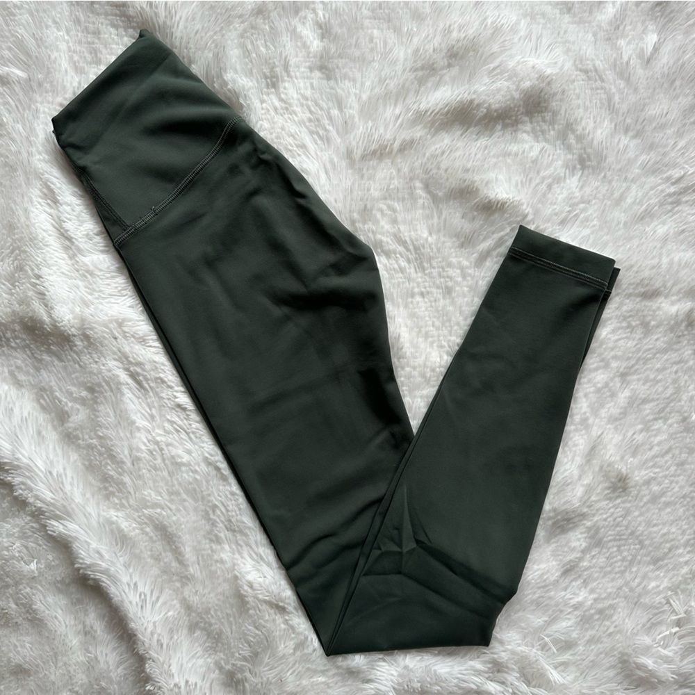 Lululemon Wunder Train